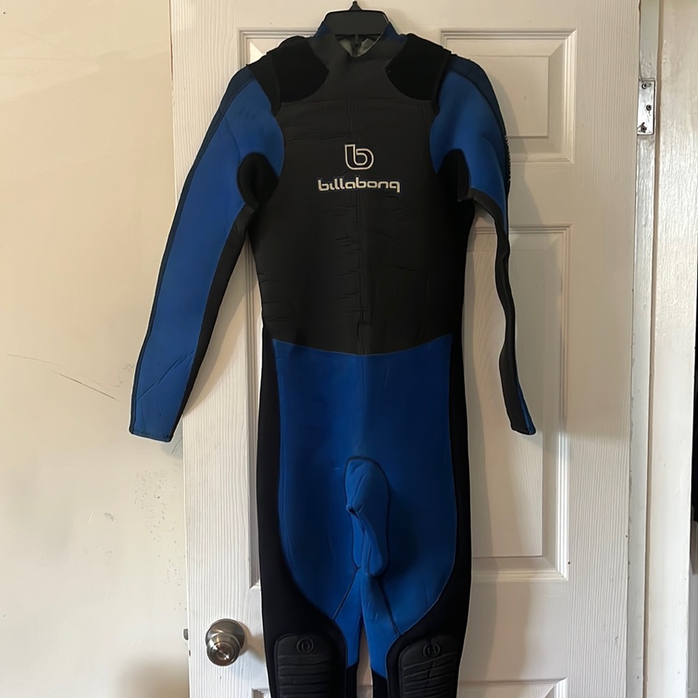 Men’s Billabong Wet Suit